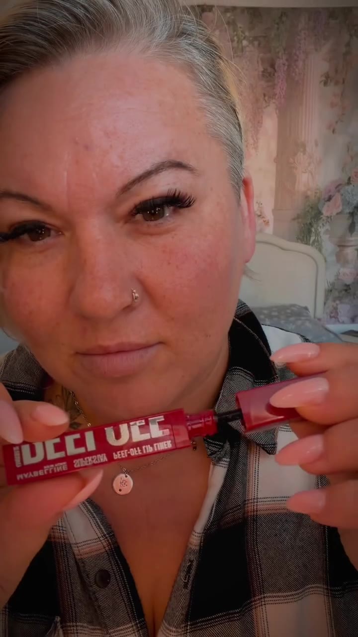 Beauty and skincare UGC video, lip product review
